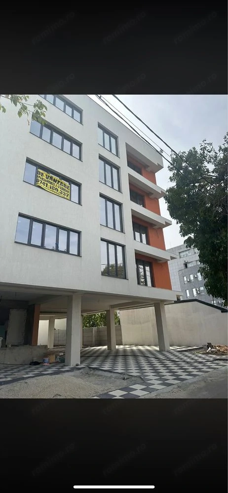 Scoate la vanzare 2 ap de 2 camere zina calea Giulesti