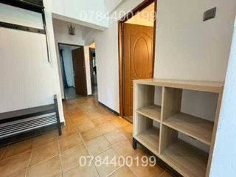 Apartament 3 camere renovat + loc de parcare + centrala pe gaz