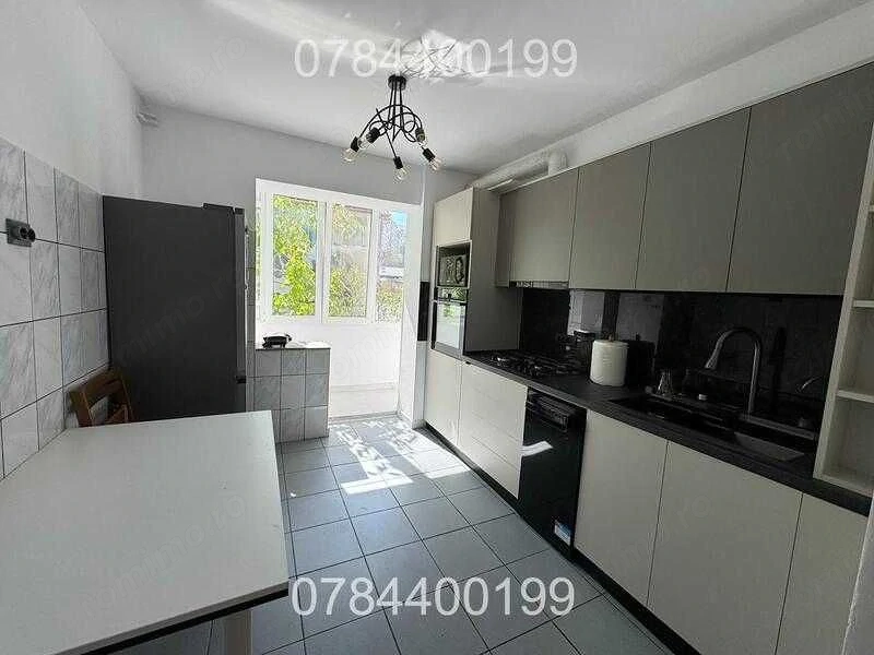 Apartament 3 camere renovat + loc de parcare + centrala pe gaz