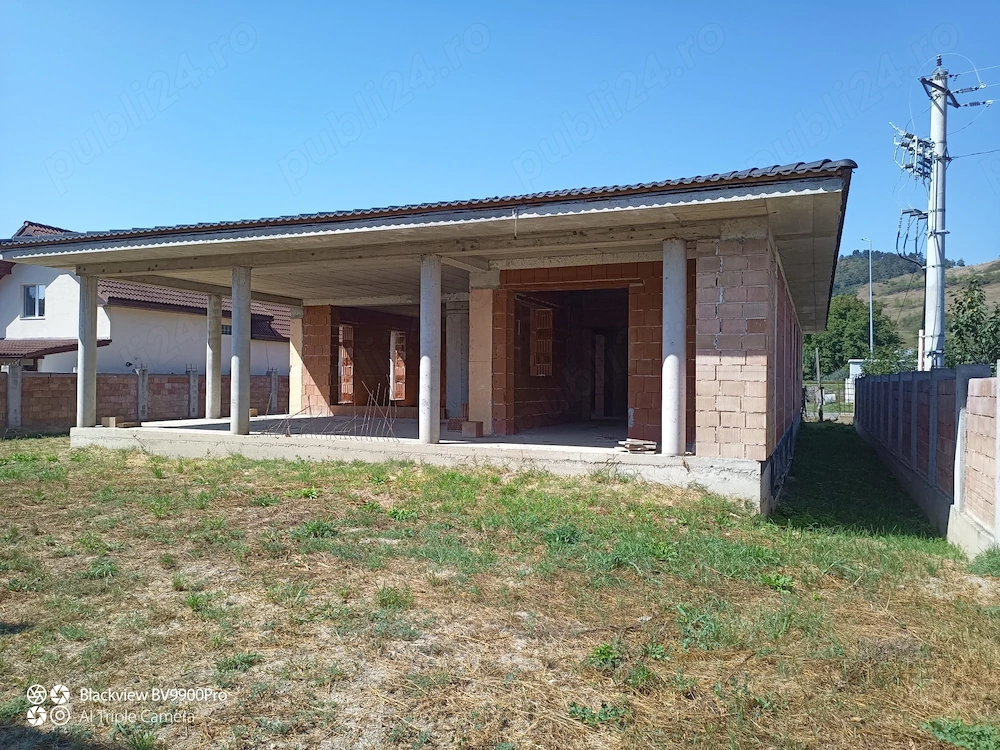 Casă de vânzare Blaj   Str. Fabricii | 354 mp utili | 2 corpuri | Garaj | 179.000  