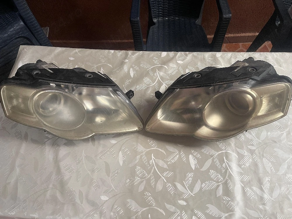 Faruri Volkswagen Passat B6 2006–2010 – Set 350 lei