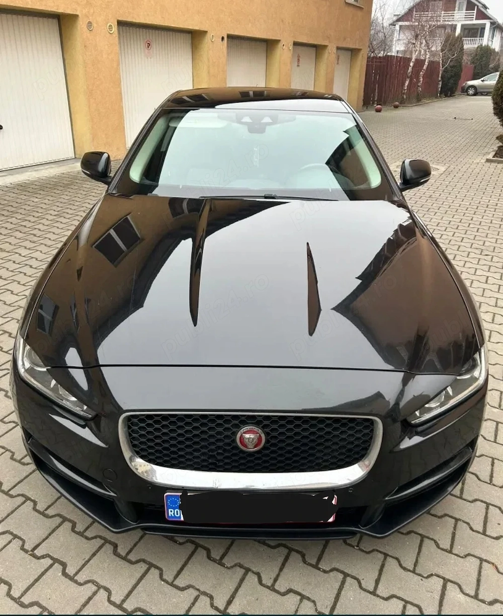 Vand Jaguar XE 2018 180 CP