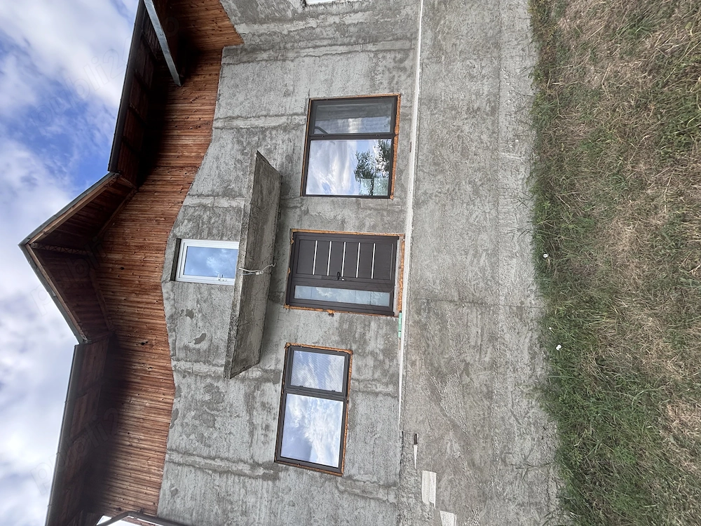 Casă P+1   206 mp utili + 1.832 mp teren | Glodeni, Dâmbovița | 125.000  