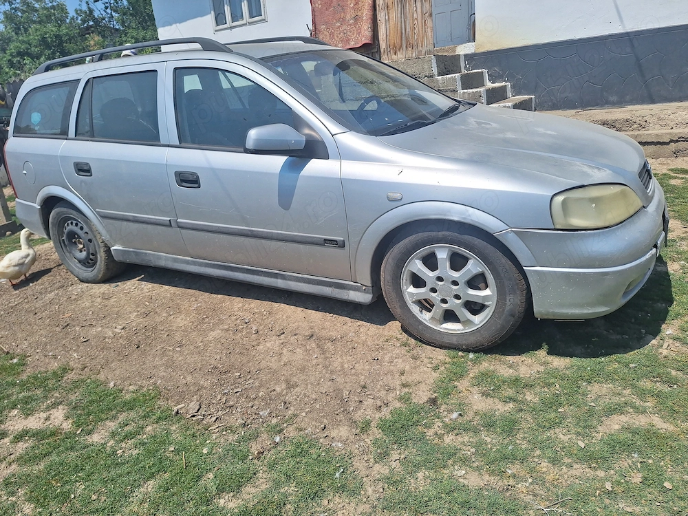 Vând Opel astra g