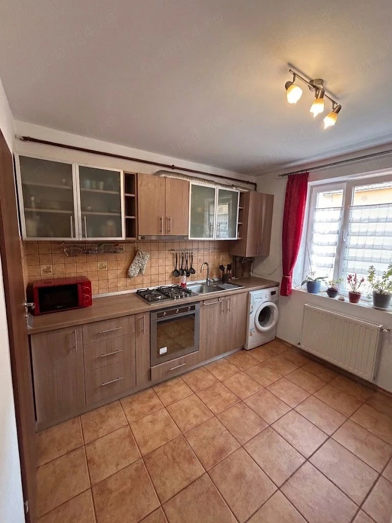 Apartament 2 camere decomandat