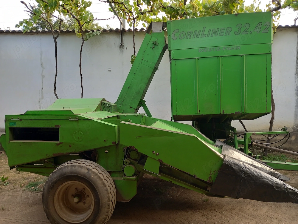 Vand culegator pe 2 randuri Deutz Fahr Cornliner 32-42