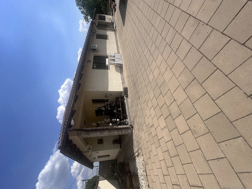 Casa de vanzare