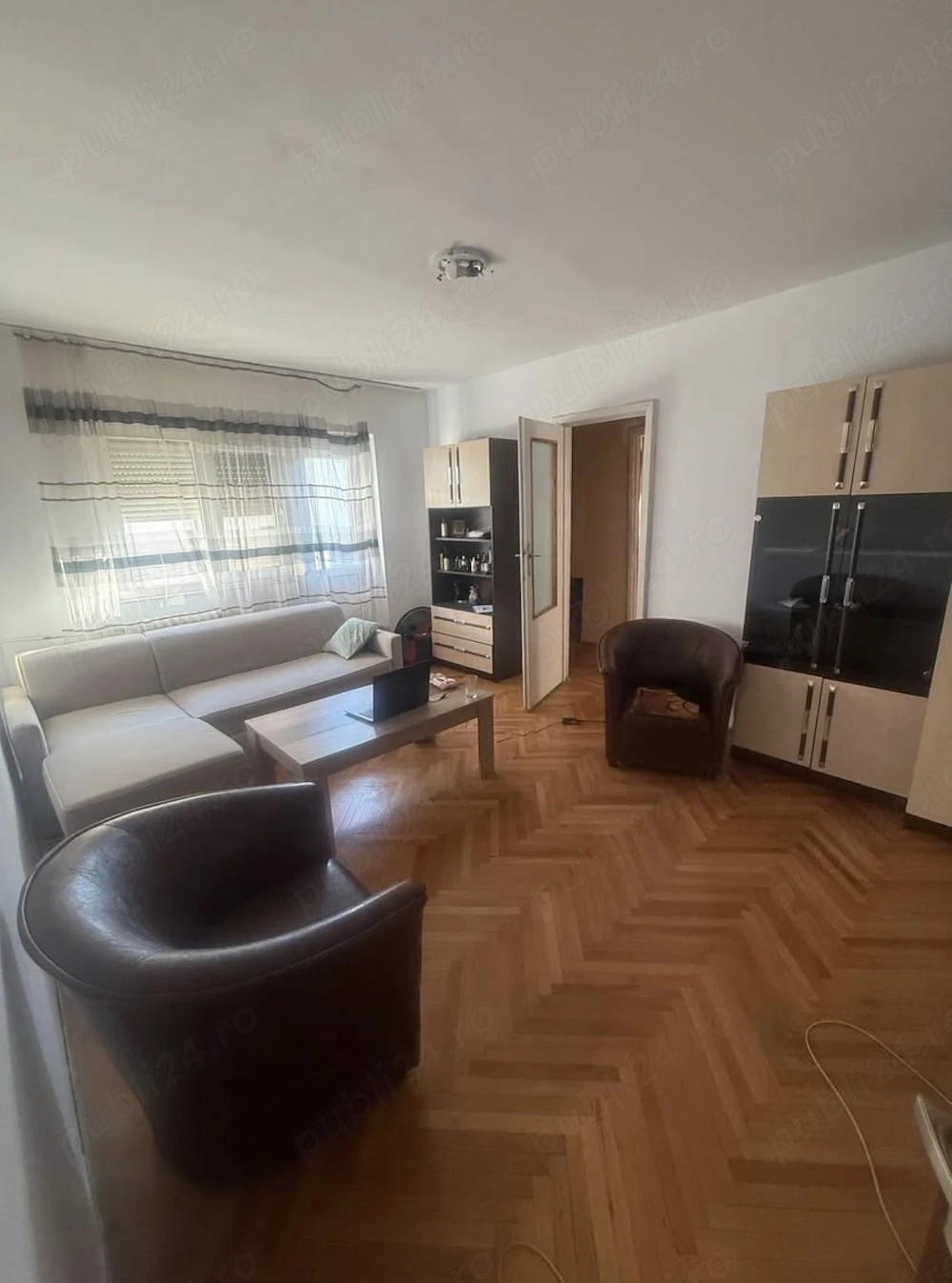 Urgent Apartament 3 Camere de inchiriat