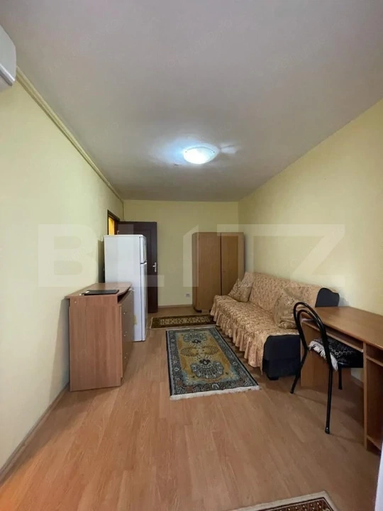 Garsoniera 26 mp, A.C., balcon, zona strazii Cojocnei. Disponibil din 12 Decembrie