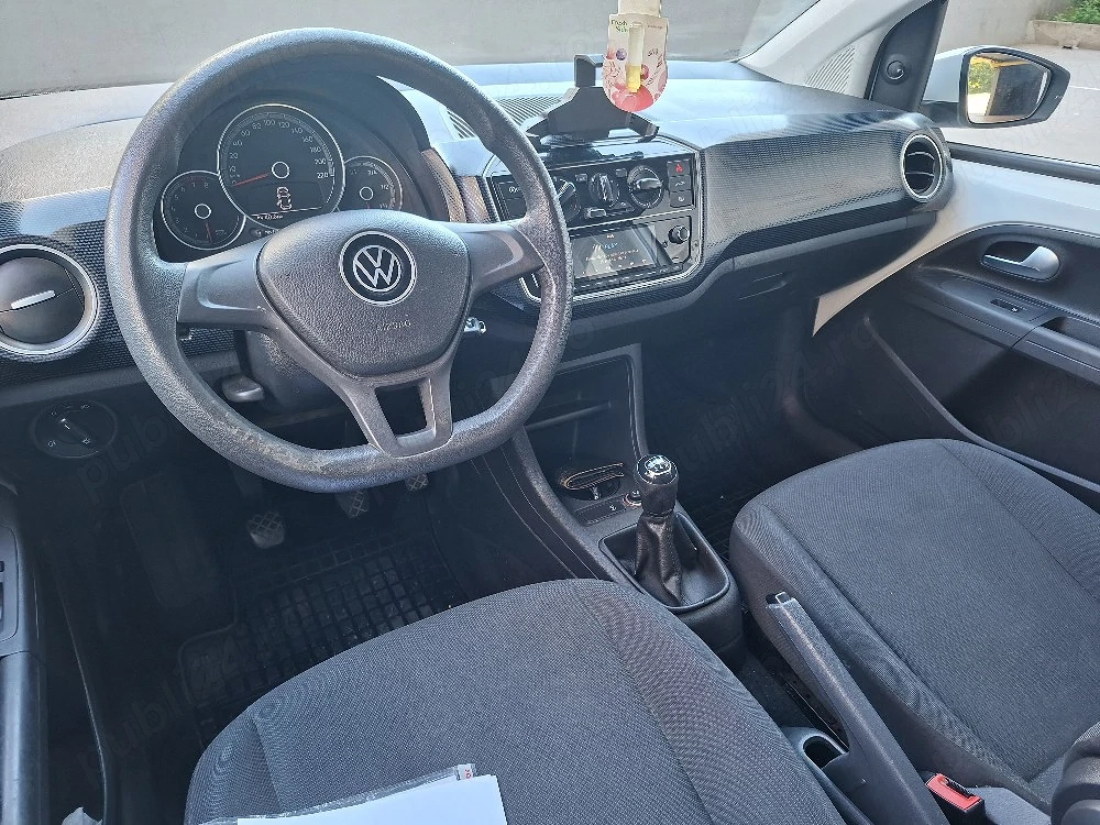 vw 2021 UP ! benzină 999cm 