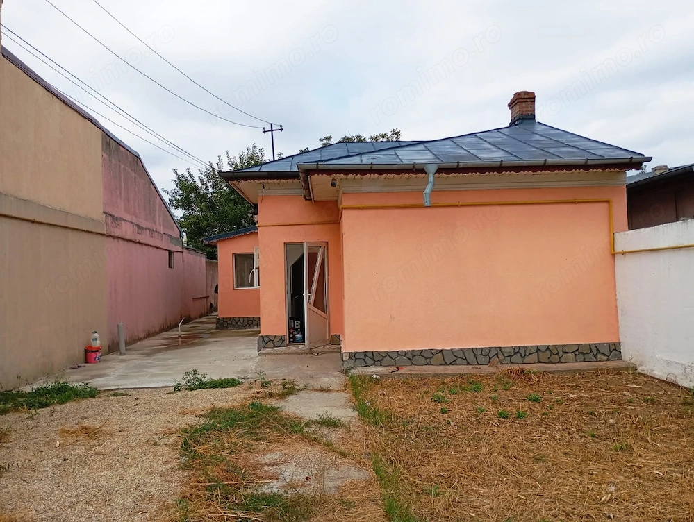inchiriez casa la curte, 4 camere baie buc in chiajna, toate utilitatile