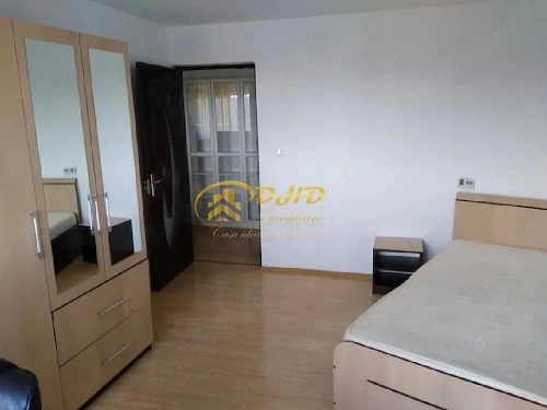 Apartament 2 camere open space, zona Cug.