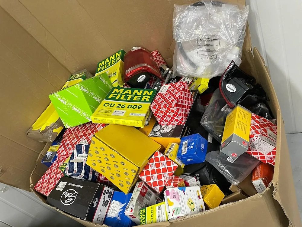 Lot 224 piese auto Bosch Febi Hella SKF ATE NGK – vând și la bucată