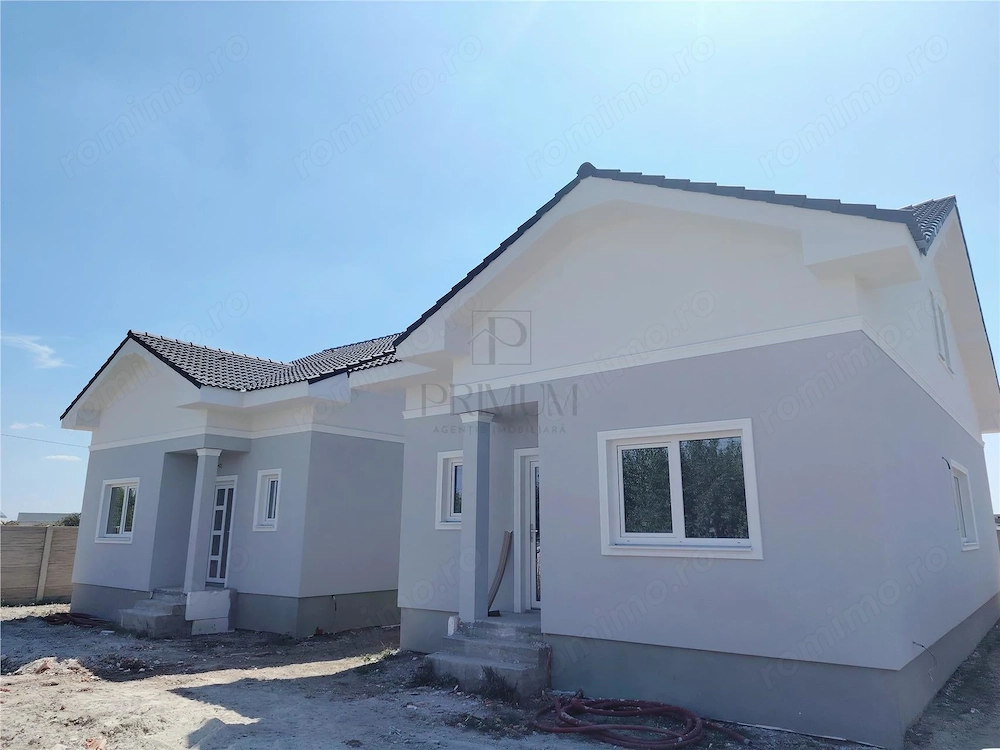 DUPLEX MANSARDABIL - SEPARAT PRIN BAIE - PERSONALIZARE INTERIOARA