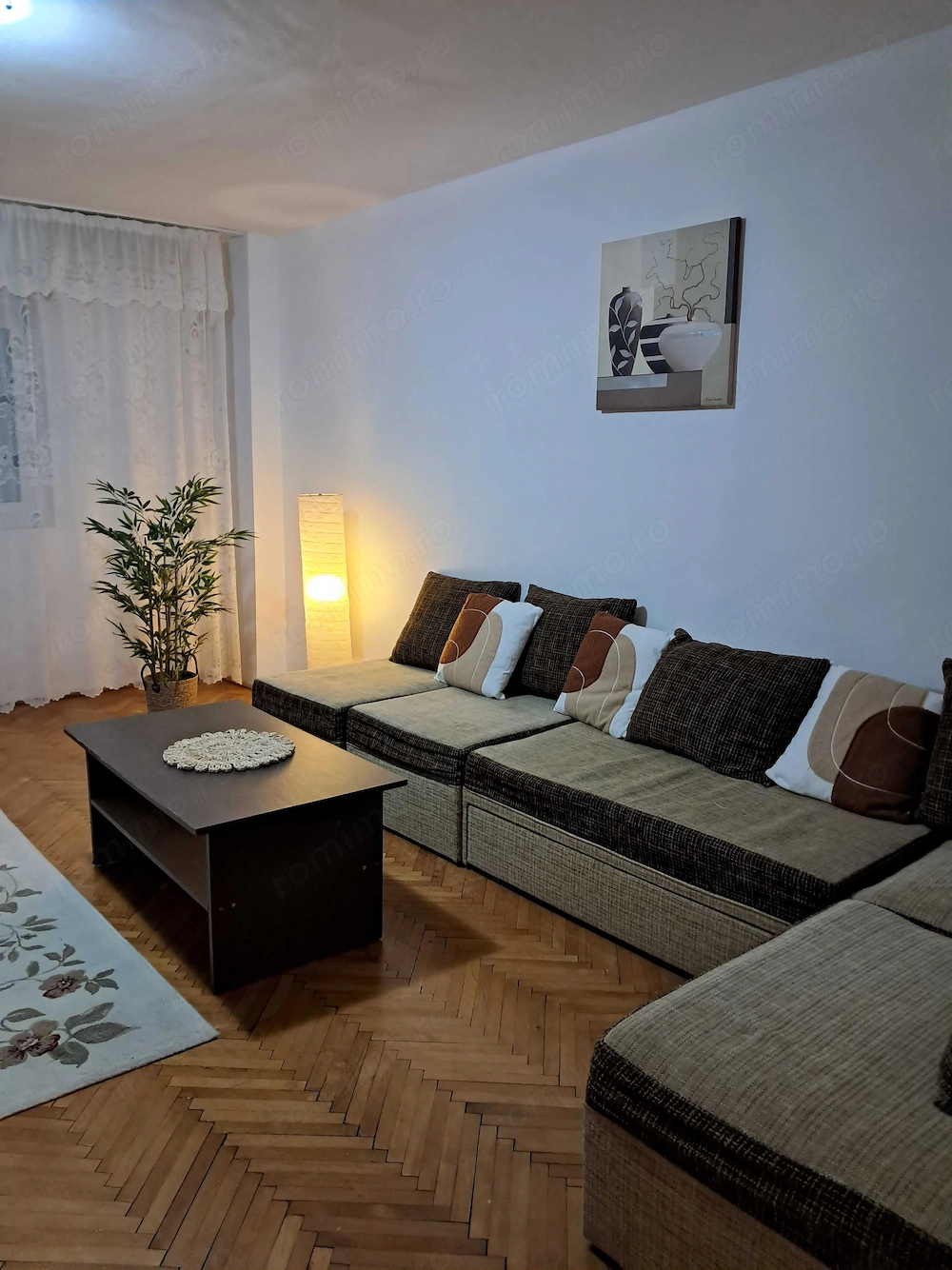 Inchiriez apartament 3 camere