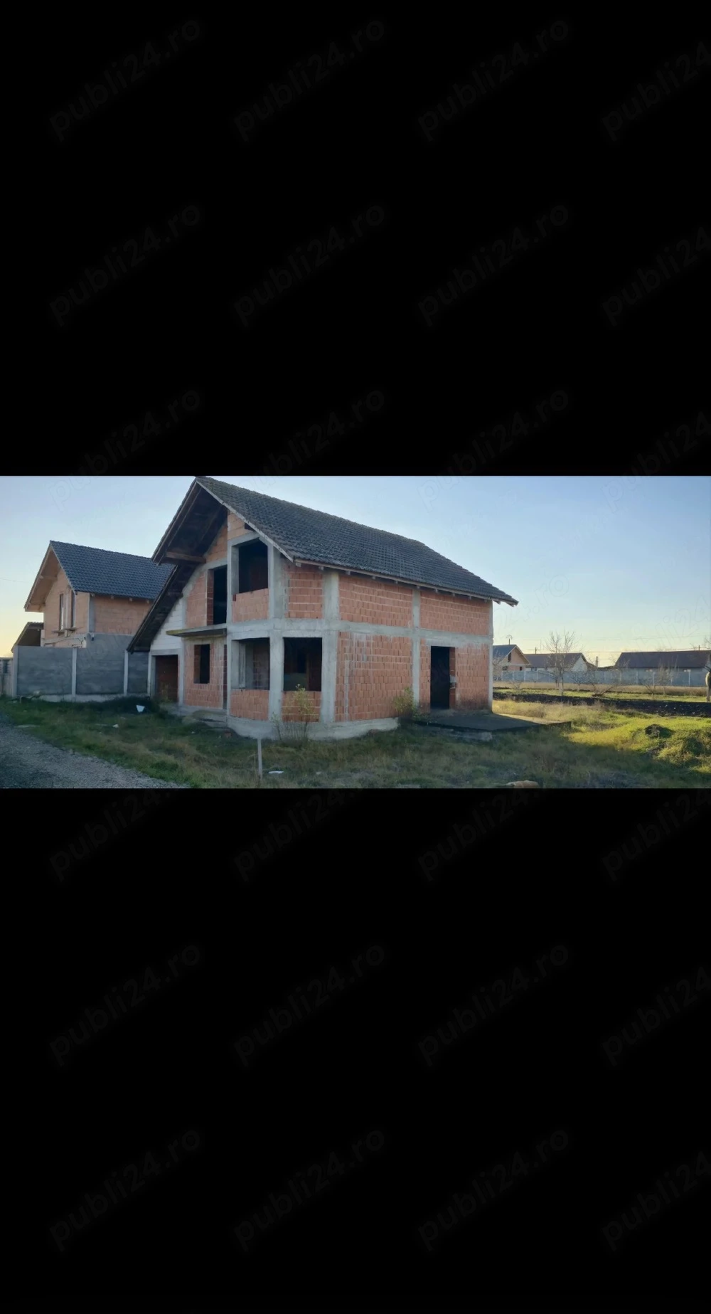 Propietar vand casă P+M, în Sânmihaiu German
