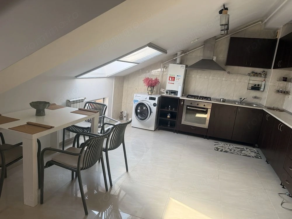 Inchiriere apartament 3 camere militari