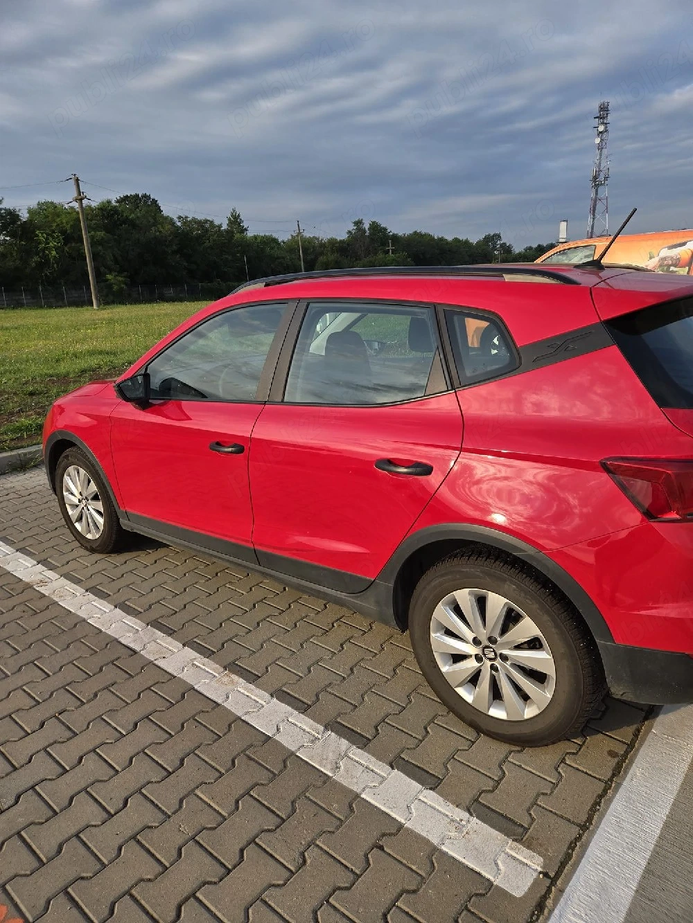 Seat Arona rosie