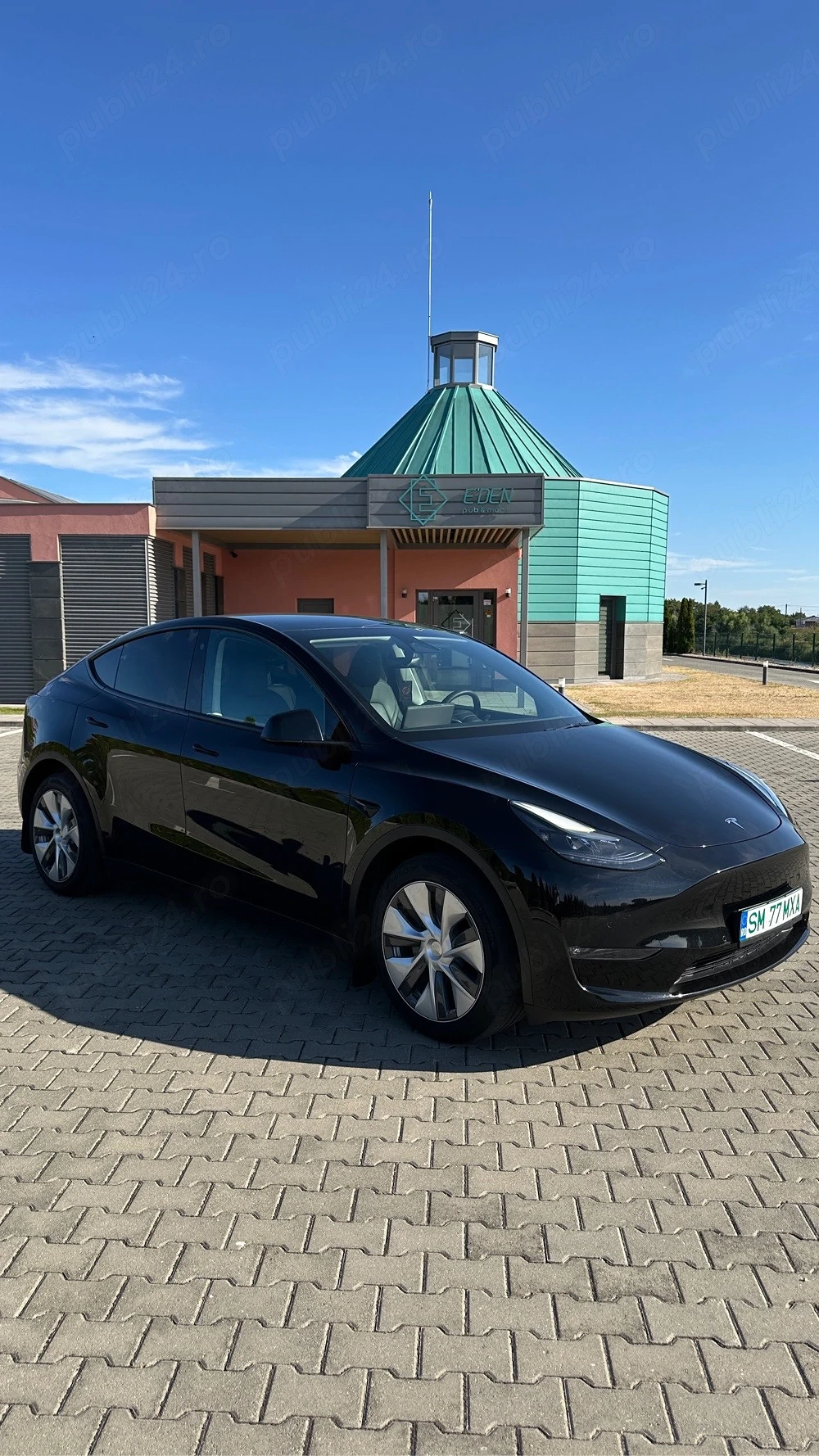 Tesla Model Y Long Range 2022 EAP+Carlig