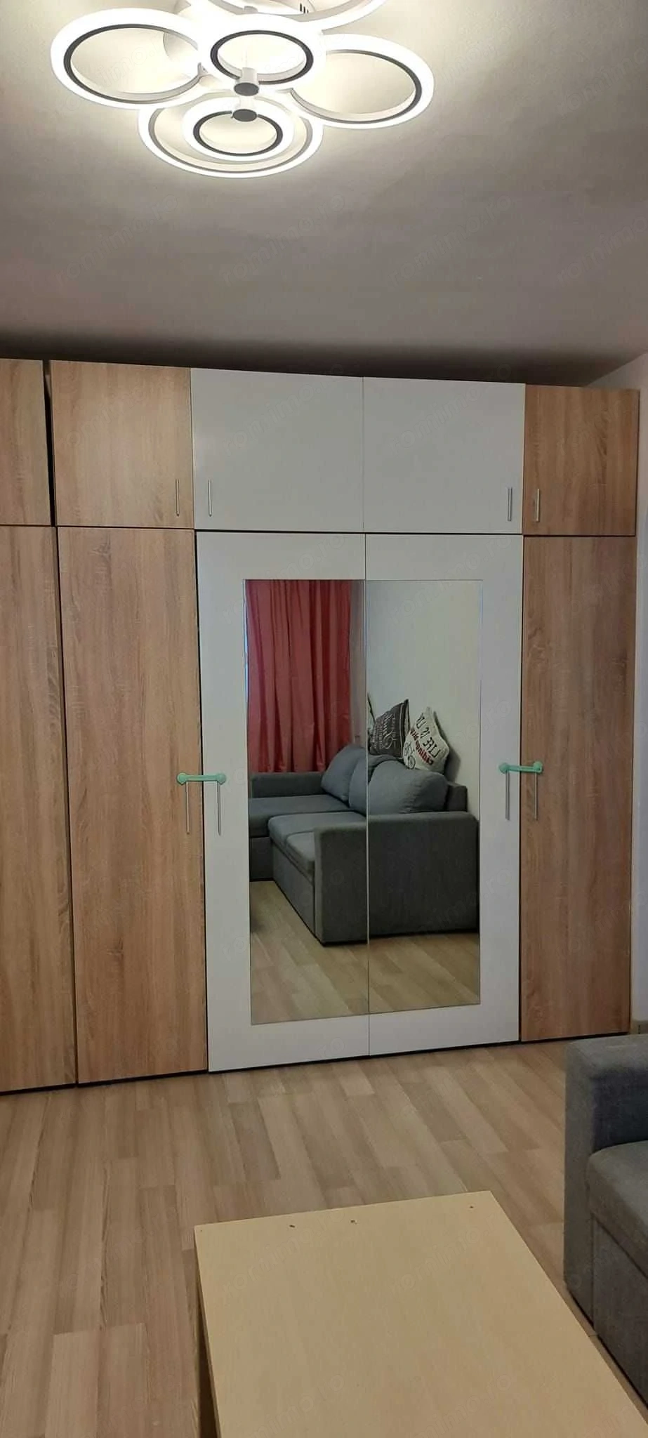 Inchiriez apartament 3 camere in Berceni, complet mobilat, bloc cu lift