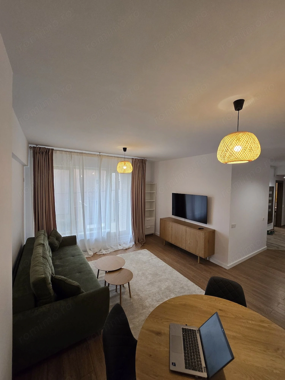 Închiriez apartament Pod Constanța  Jiului  Șoseaua Chitilei
