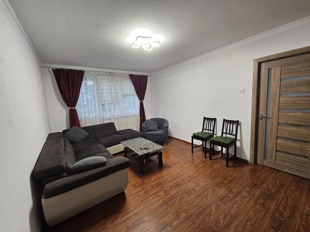 Închiriez 2camere Trapezului mobilat-utilat-2600lei