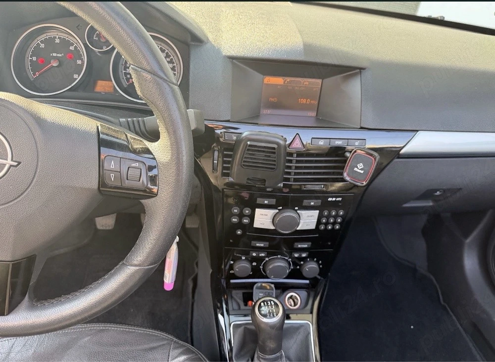 Vând Opel Astra H Cabrio, motorizare 1.9 diesel