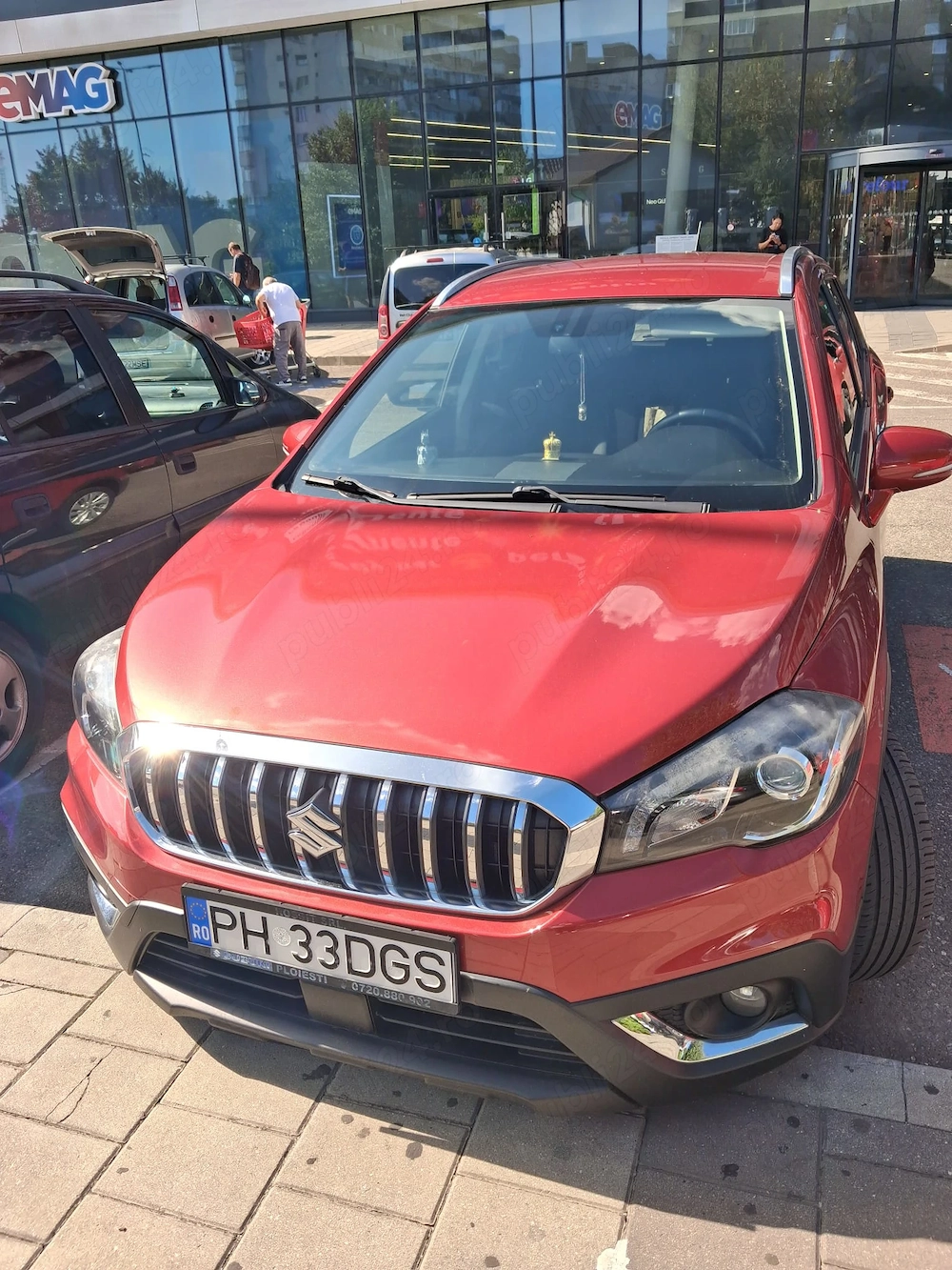 Vând autoturism SUZUKI SX4 S-CROSS