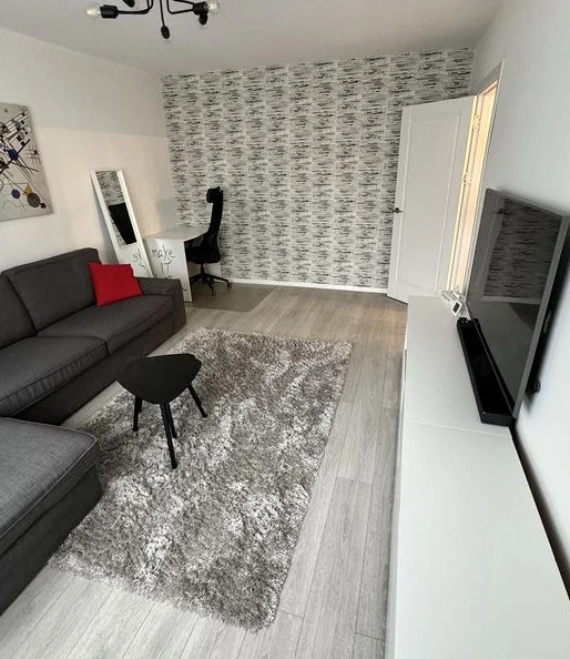 central PITESTI chirie apartament cu 2 camere 