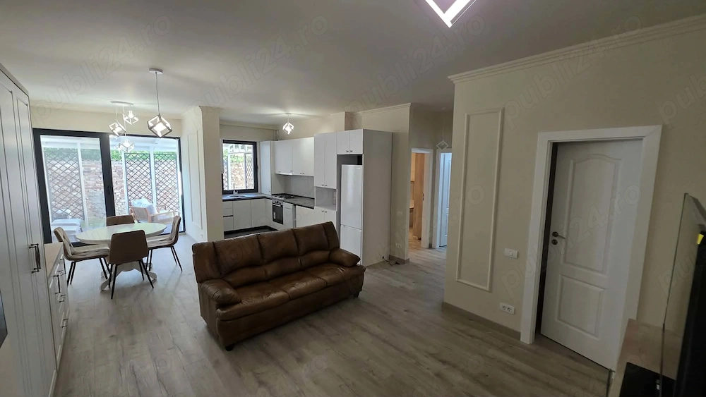 Inchiriez Apartament 2 Camere LUX Rond Alba-Iulia Decebal Unirii