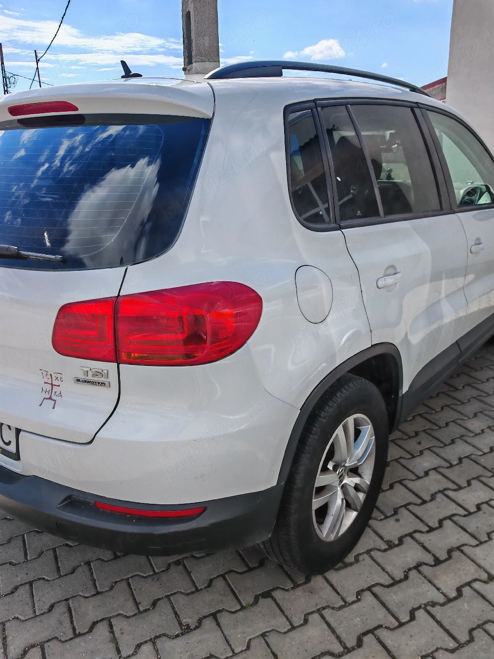Vând Volkswagen Tiguan 