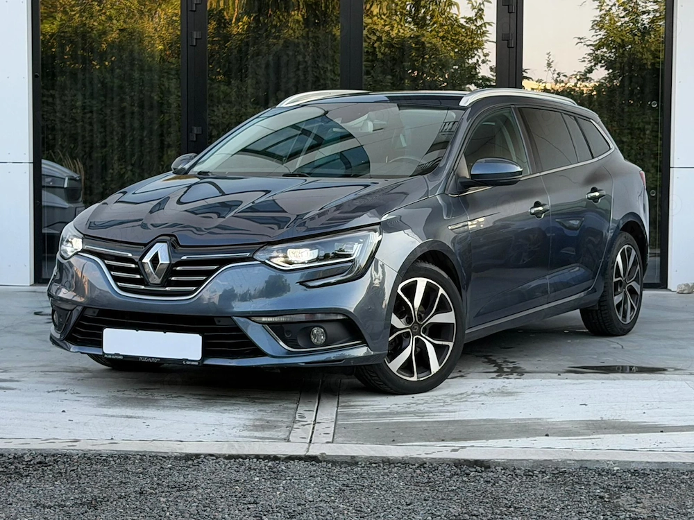 Renault Megane TCe 140 EDC BOSE Edition
