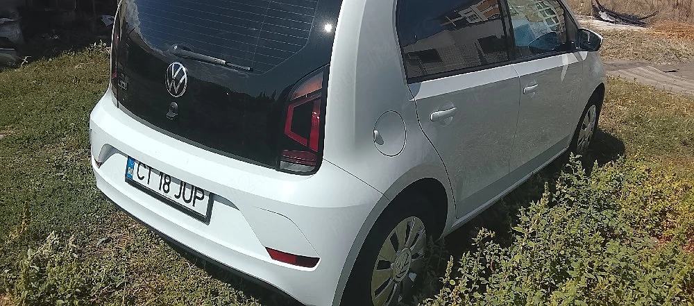 Vw up an 2021 motor 999 cc benzina