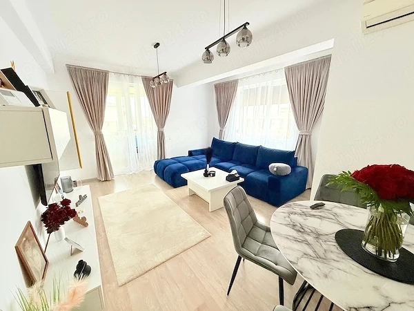 Te muti imediat! 3 camere, 2 bai, bucătărie închisă, Str Maica Tereza