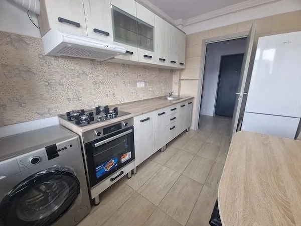 Apartament cu 2 camere mobilat si utilat complet