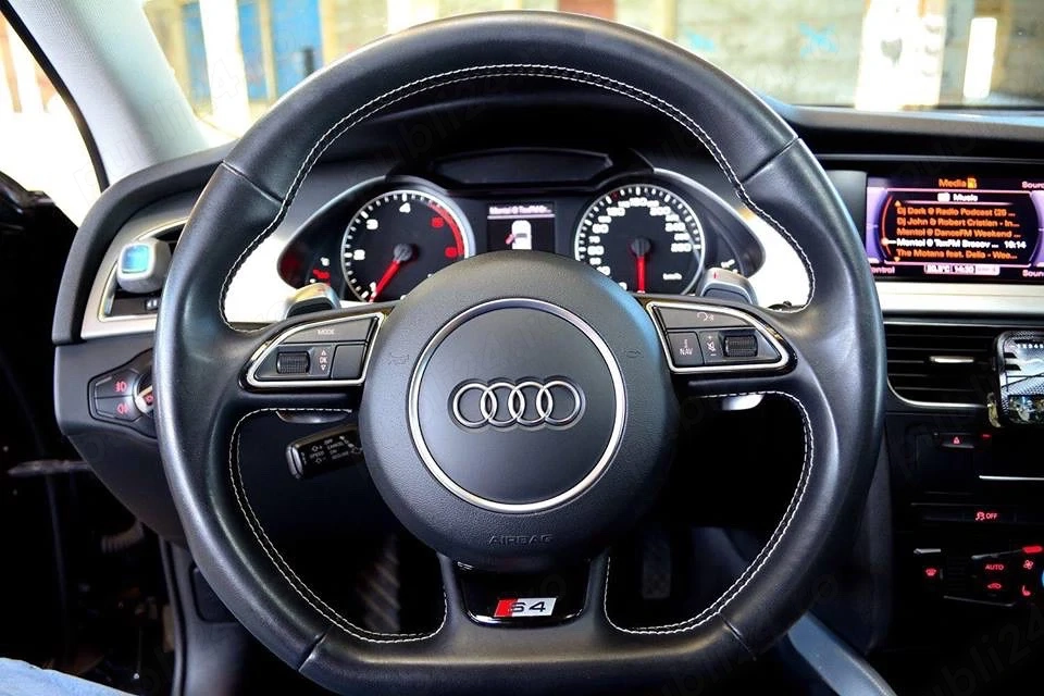 AUDI A4 B8 2012  automat