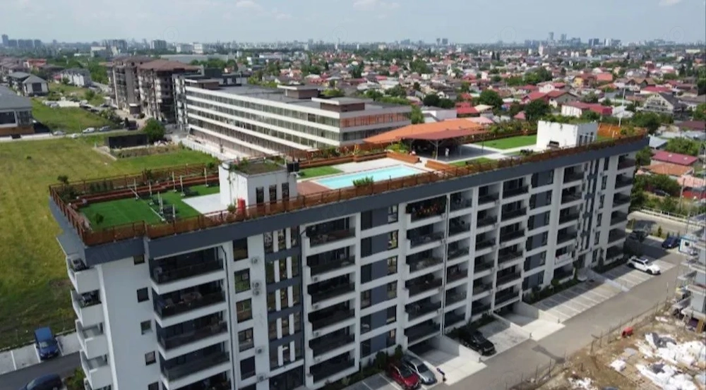 Închiriez apartament cu doua camere!