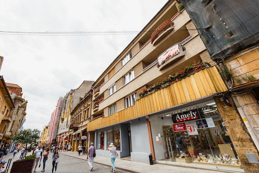 De inchiriat apartament 4 camere ultracentral