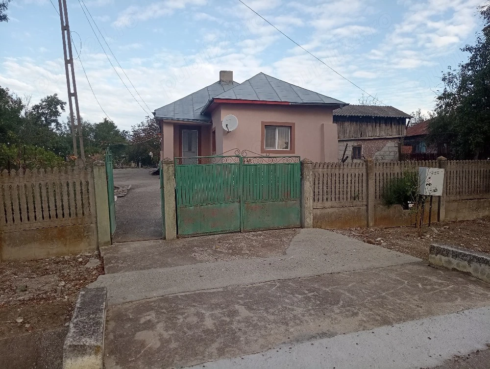 Casa de vânzare