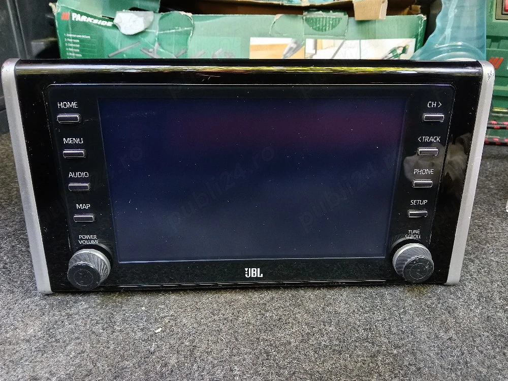 Navigație și multimedia JBL pentru Toyota RAV4