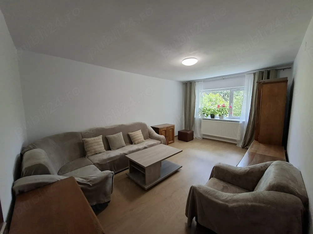 Închiriez Apartament 3 Camere Decomandat   Str. Văilor, cart. Steaua, Slatina