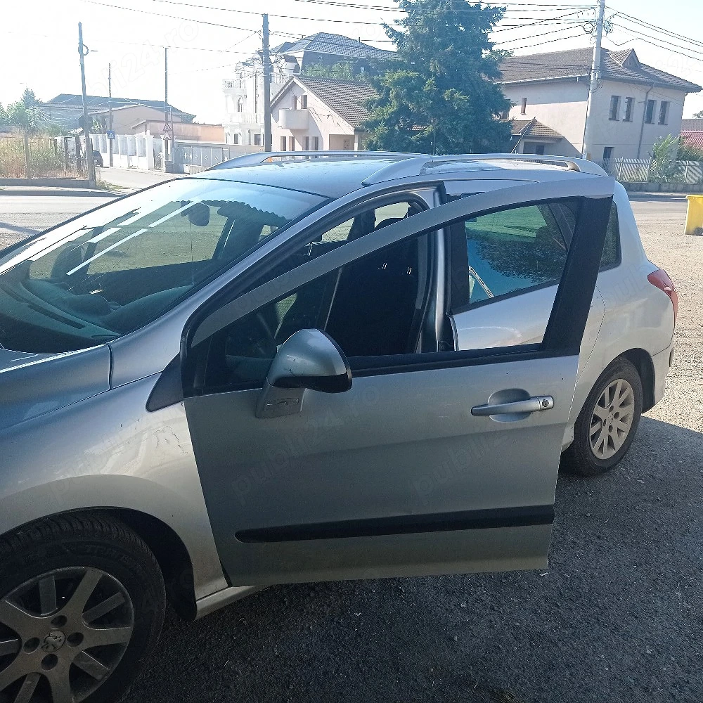 Peugeot 308,6 din 7 locuri 