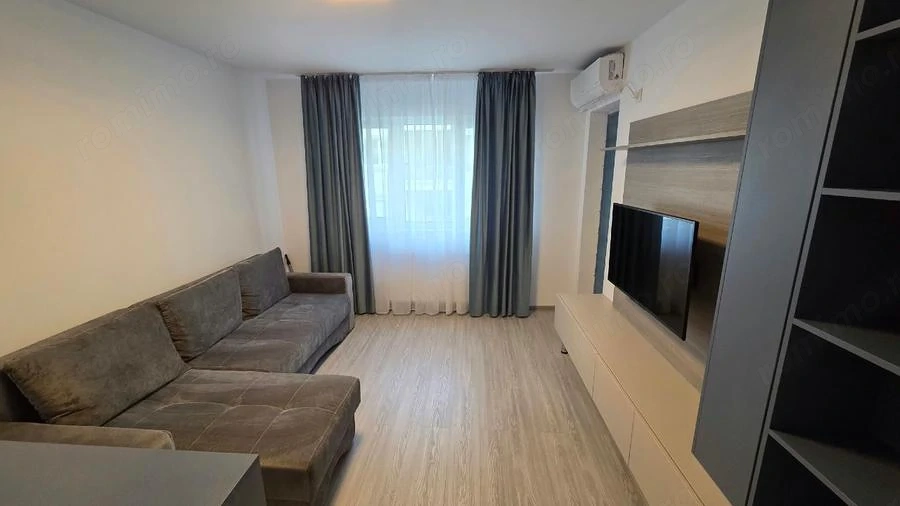 Garsoniera Aparatorii Patriei Berceni 33mp, loc de parcare, centrala proprie,