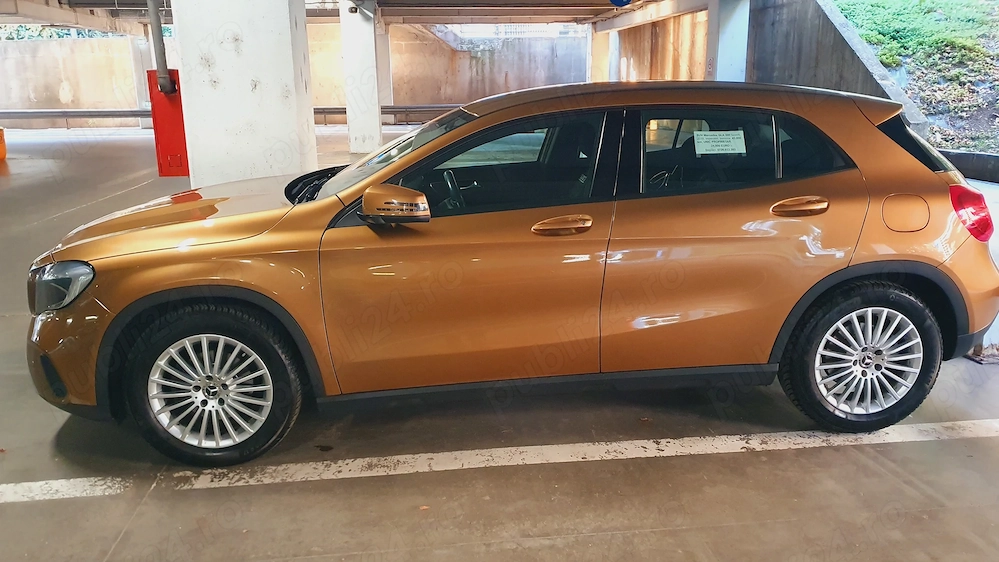 SUV Mercedes GLA 200 facelift, IMPECABIL, benzina, 63.000 km, UNIC PROPRIETAR