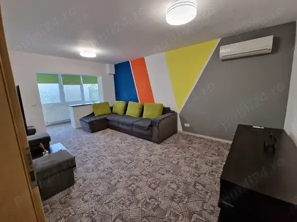Apartament 4 camere, decomandat mobilat complet, disponibil imediat