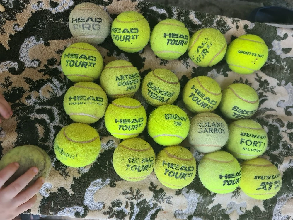 Mingi  de tenis 