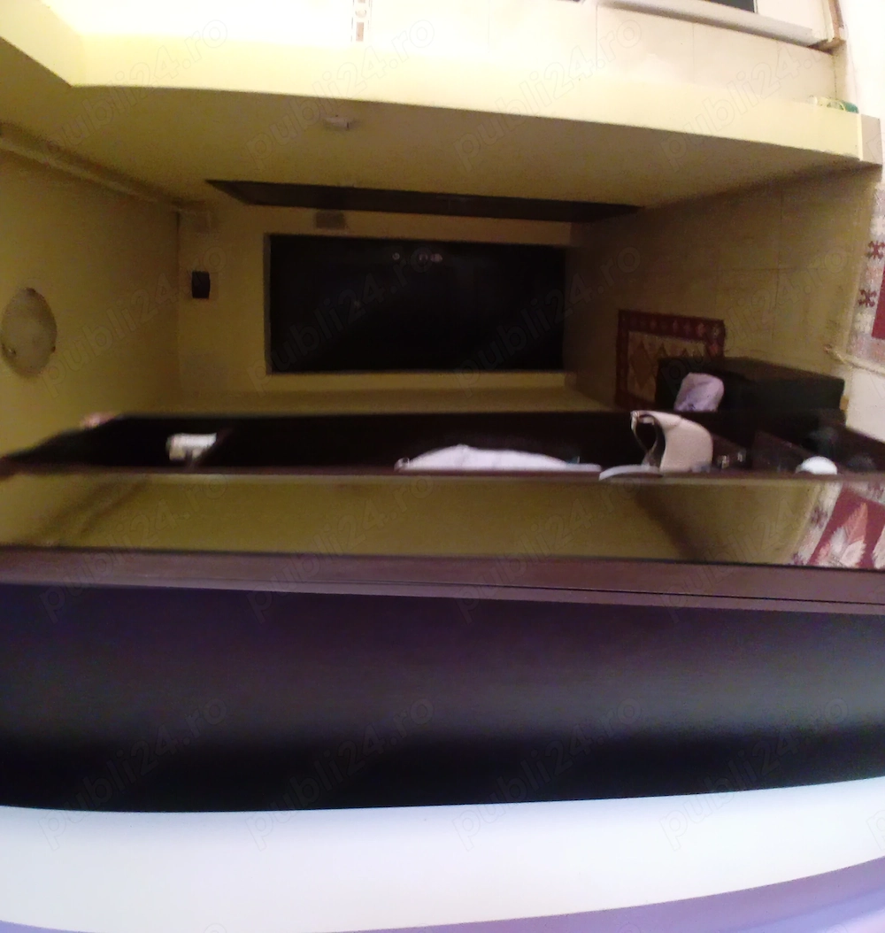 Apartament 3 camere de vânzare 