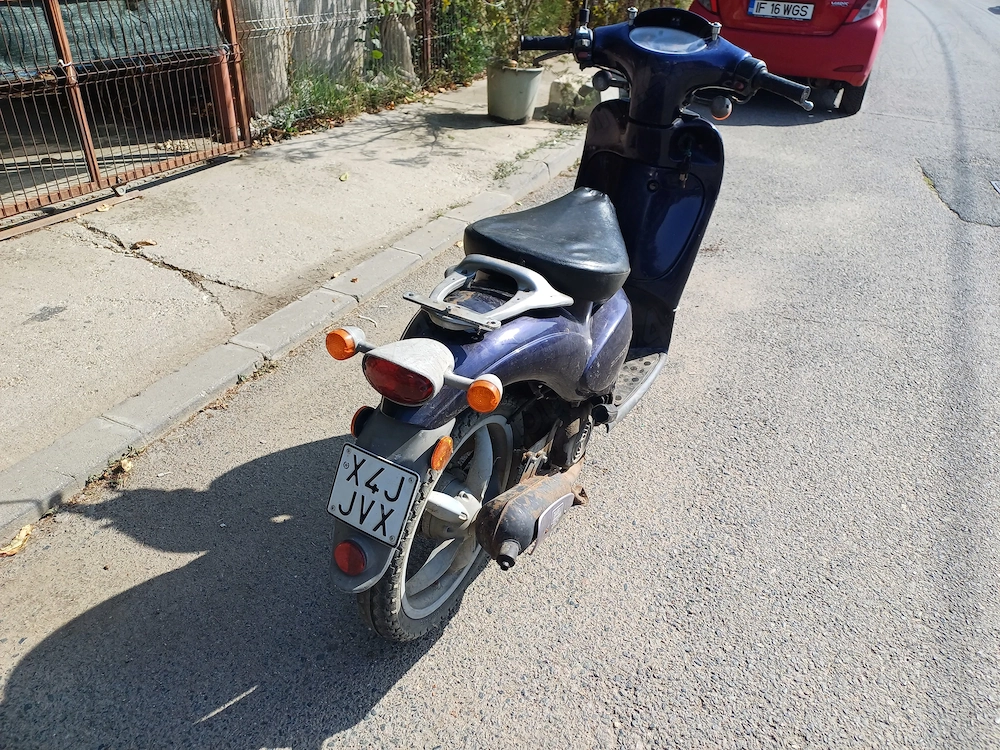 Motoscuter 49cc benzina