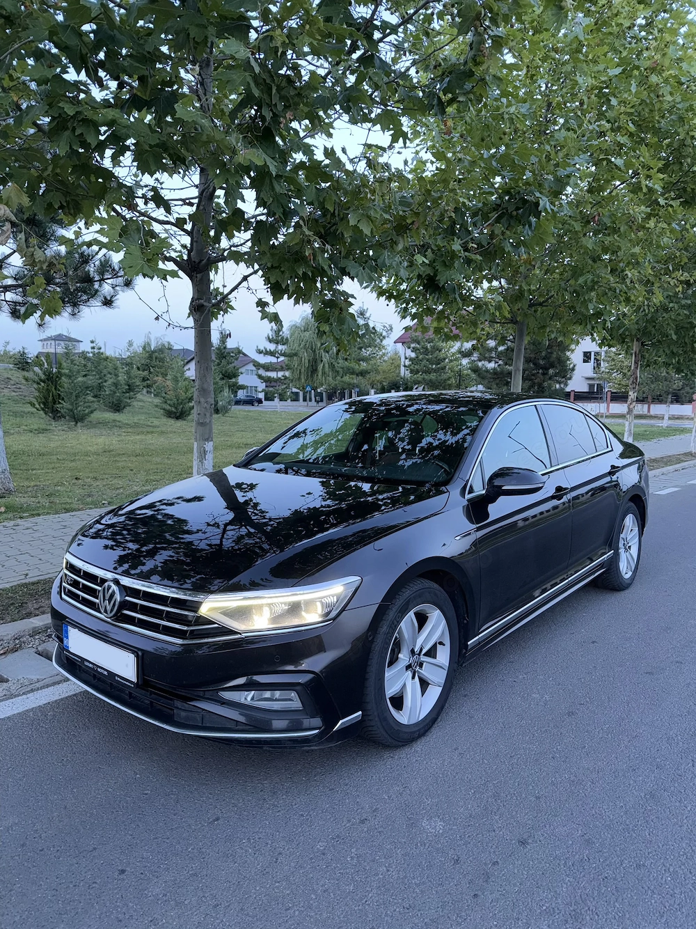 VW Passat B8 Facelift R-Line 2020 | 2.0 TDI 190 CP | DSG | Matrix LED | Webasto | Full Piele