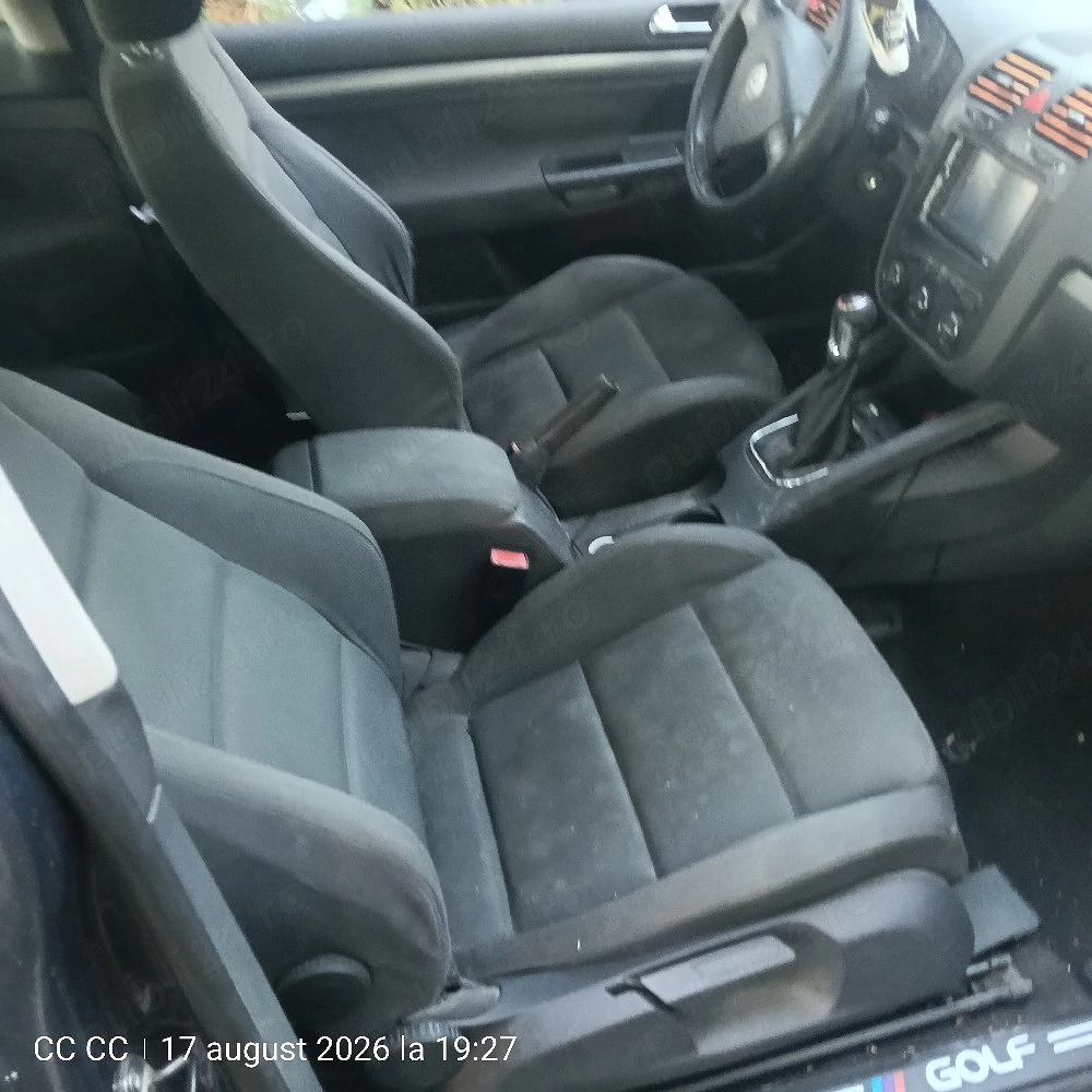 Dezmembrez VW GOLF 5 